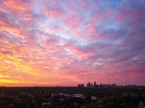 A 'Critical Juncture' For Toronto + A Red Hot September